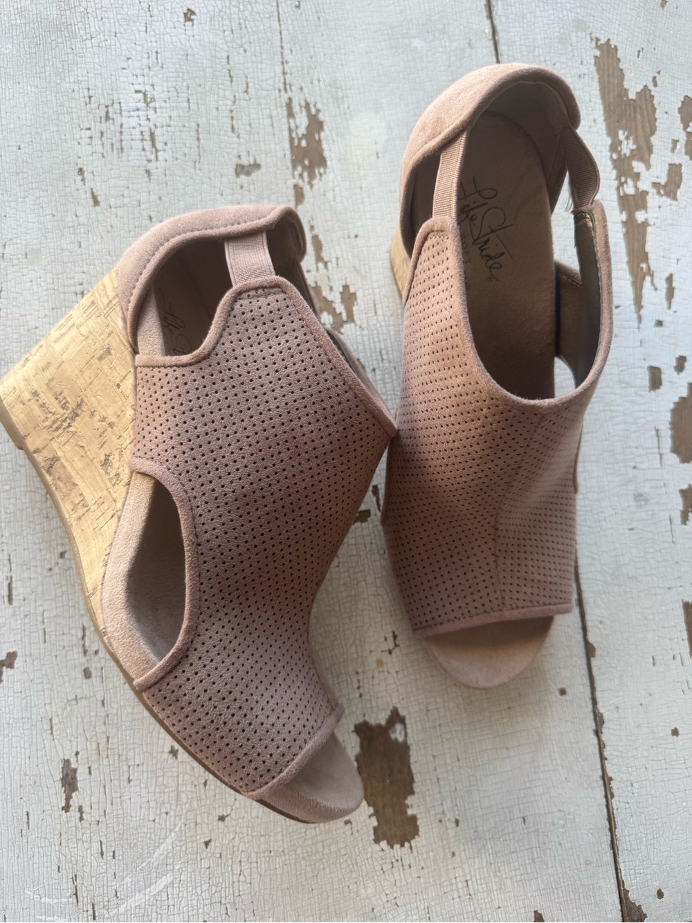 LifeStride Taupe Wedge Sandals – Size 6.5 - Picture 1 of 3